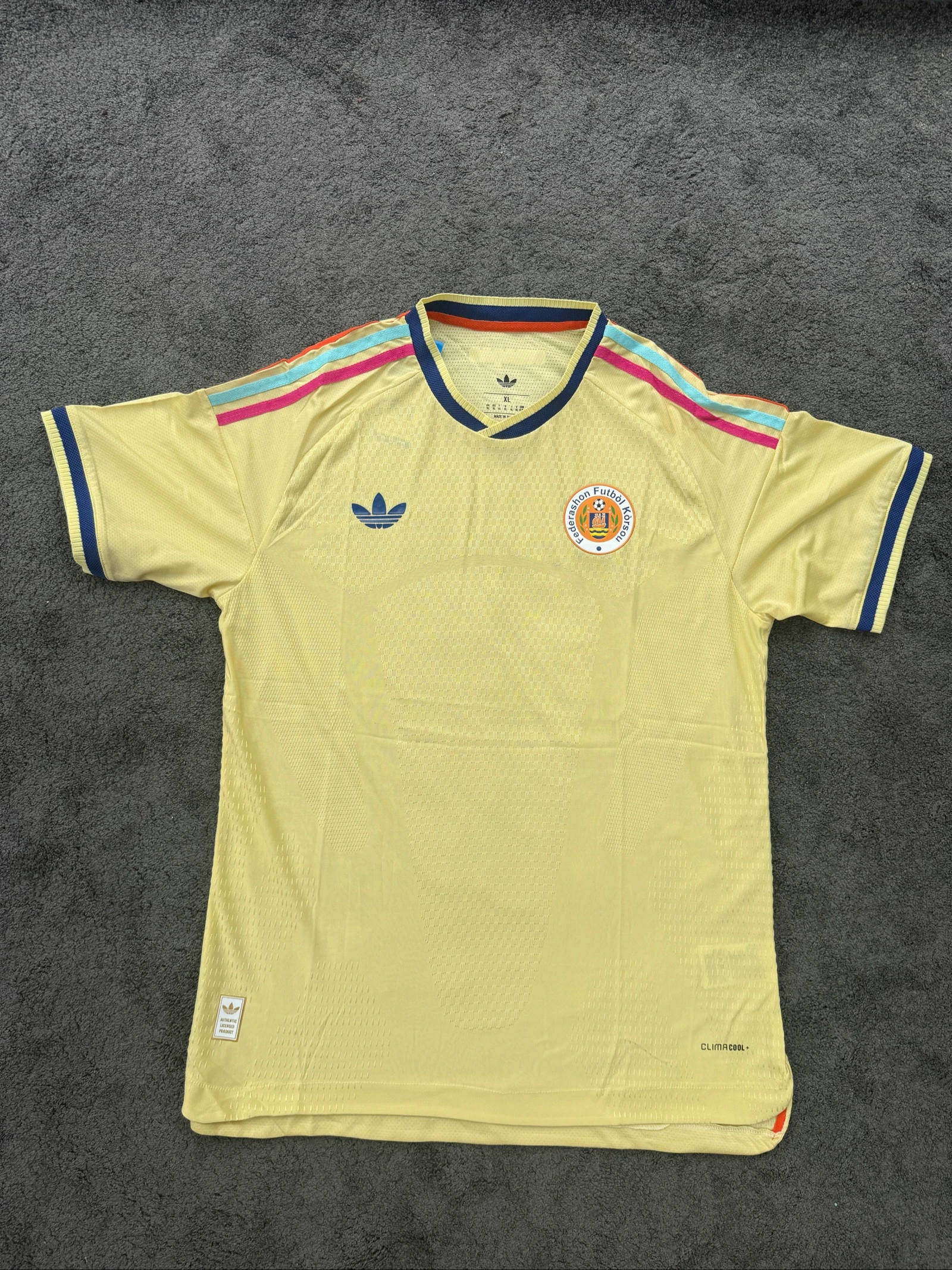 Adidas Curaçao Copa del Mundo 2026 camiseta de fútbol amarilla talla XL – nueva – photo 2